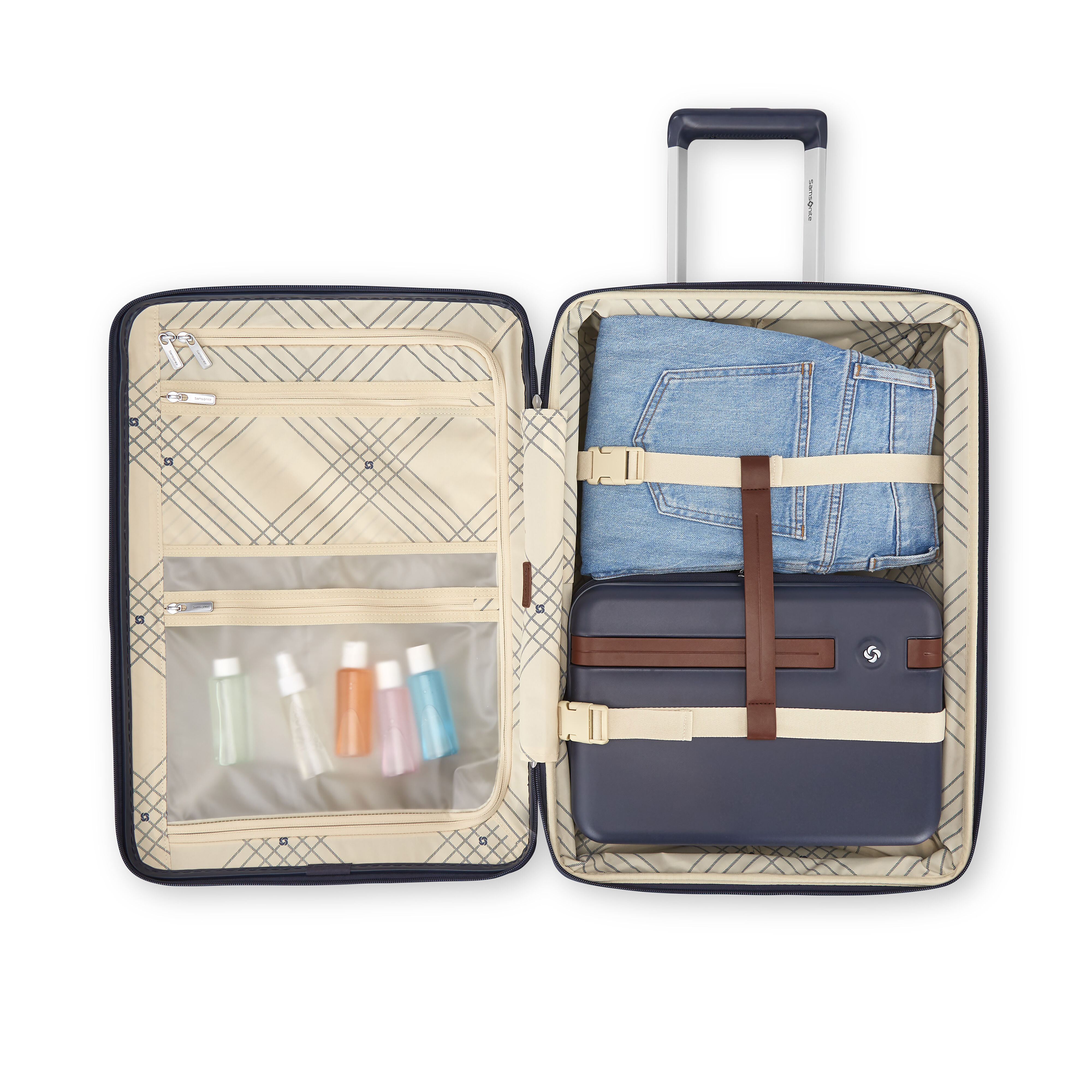 Virtuosa Carry-On Spinner in the color Navy. image number 3